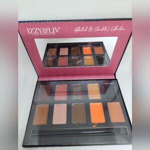 Izzy & Liv Addicted Collection 10 Lip Color Palette